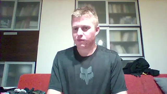 Snapshot of Matttthees chatting on September 11, 1:04 am Matttthees online show from September 11, 1:04 am
