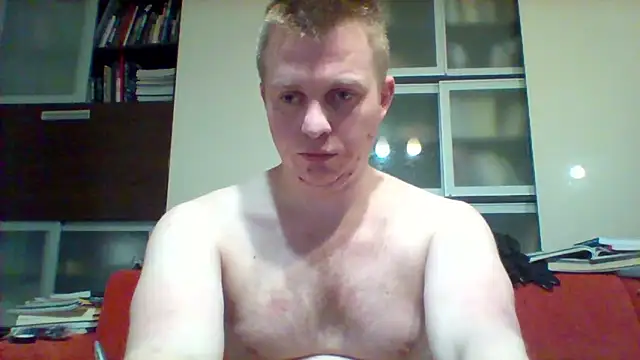 Snapshot of Matttthees chatting on February 10, 11:34 pm Matttthees online show from February 10, 11:34 pm