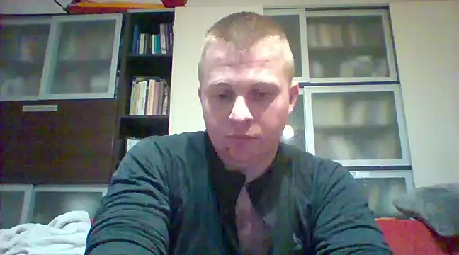 Snapshot of Matttthees chatting on March 19, 6:01 pm Matttthees online show from March 19, 6:01 pm