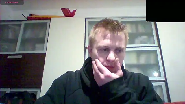 Snapshot of Matttthees chatting on February 22, 8:48 pm Matttthees online show from February 22, 8:48 pm