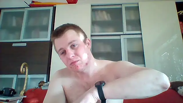 Snapshot of Matttthees chatting on December 18, 11:24 am Matttthees online show from December 18, 11:24 am