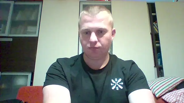 Snapshot of Matttthees chatting on September 30, 7:17 pm Matttthees online show from September 30, 7:17 pm