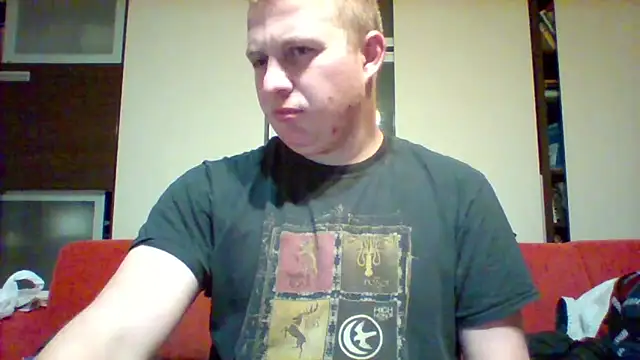 Snapshot of Matttthees chatting on October 18, 1:54 am Matttthees online show from October 18, 1:54 am