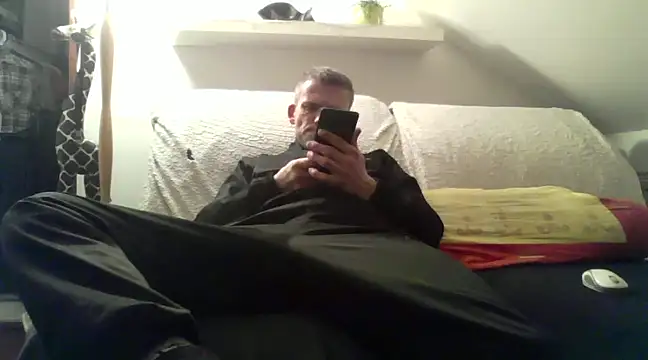 Snapshot of Cambitchboy chatting on January 31, 8:33 pm Cambitchboy online show from January 31, 8:33 pm