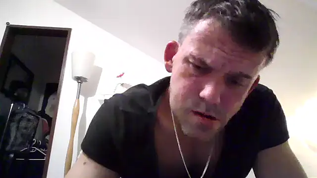 Snapshot of Cambitchboy chatting on December 10, 6:01 am Cambitchboy online show from December 10, 6:01 am