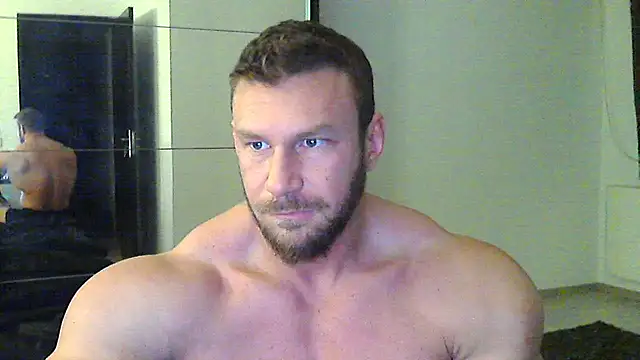 muscularkevin online show from March 8, 4:41 am