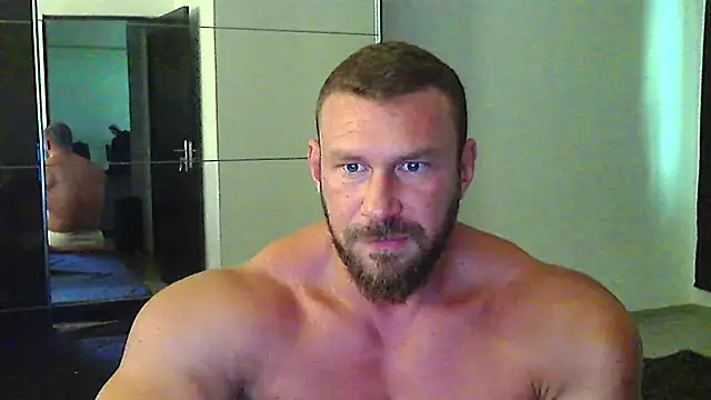 muscularkevin online show from July 15, 1:29 pm