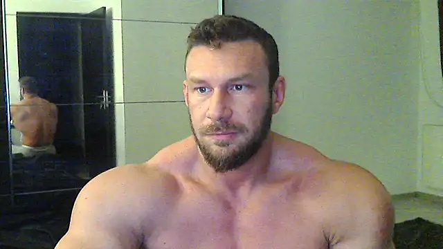 muscularkevin online show from March 10, 4:38 am