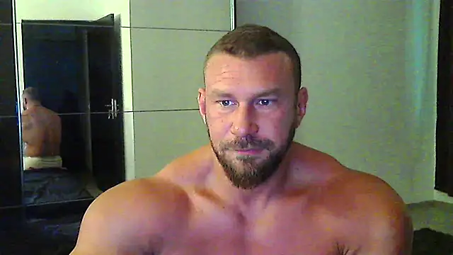 muscularkevin online show from July 7, 3:28 am