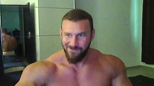 muscularkevin online show from July 16, 1:40 pm