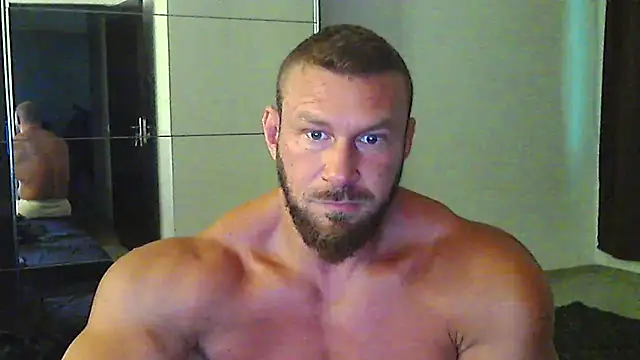 muscularkevin online show from June 25, 3:53 am
