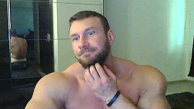 muscularkevin online show from October 23, 1:25 pm