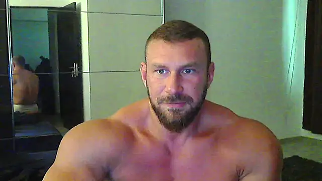 muscularkevin online show from July 10, 1:47 pm