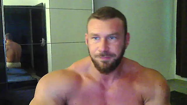 muscularkevin online show from July 19, 3:23 am