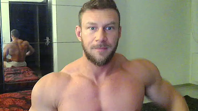 muscularkevin online show from December 8, 4:46 am