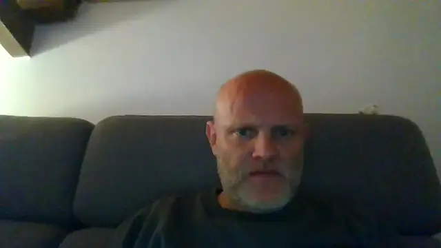 davigochi77bcn online show from February 25, 8:54 pm