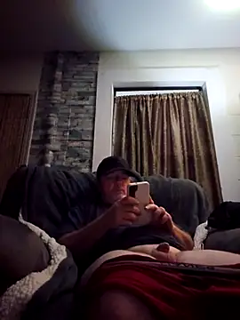 Hotredheadandtoungelasher online show from October 26, 8:33 pm