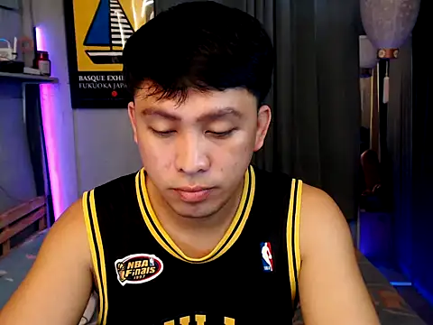 princeJayX online show from April 21, 2:15 am