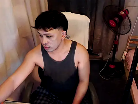 princeJayX online show from June 7, 11:28 am