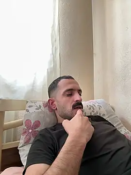 saye0044 online show from February 14, 9:37 am