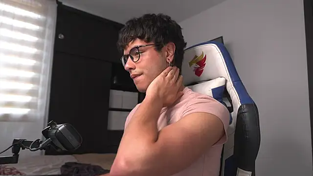  morghan  online show from April 16, 9:39 pm