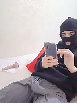 arabqueen online show from November 25, 6:32 pm