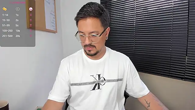 Snapshot of DaviidEvans_ chatting on December 30, 8:47 pm DaviidEvans online show from December 30, 8:47 pm