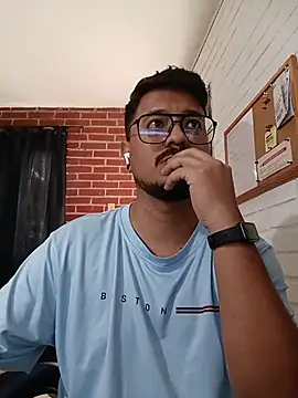Snapshot of DaviidEvans_ chatting on October 18, 2:22 pm DaviidEvans online show from October 18, 2:22 pm