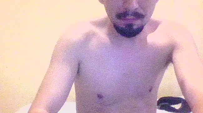 Snapshot of Tomthelong chatting on February 26, 8:31 pm Tomthelong online show from February 26, 8:31 pm