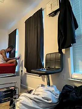 Chocolate Droppa online show from November 26, 12:30 pm