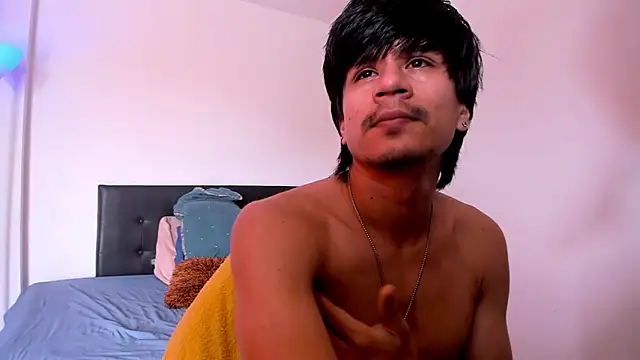 Eiden allenx online show from February 12, 6:25 pm