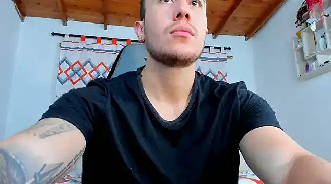 Snapshot of juan__jimenez chatting on March 18, 6:17 pm juan jimenez online show from March 18, 6:17 pm