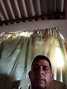 El-reyleon online show from April 22, 2:11 pm