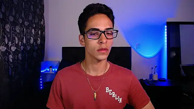 aodaboyyy online show from January 17, 11:44 pm