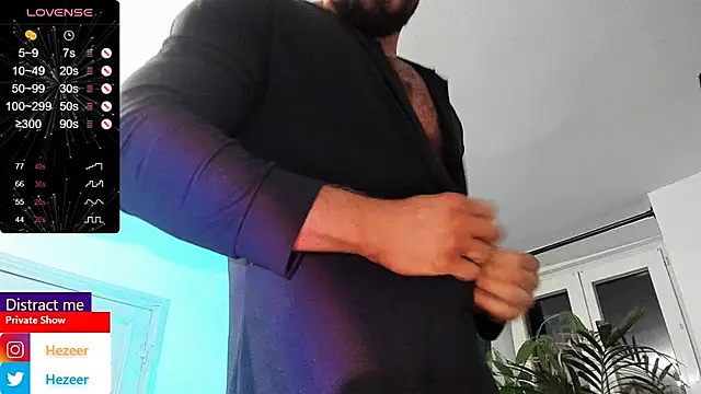 Snapshot of Musculus6 chatting on December 2, 8:31 pm Musculus6 online show from December 2, 8:31 pm