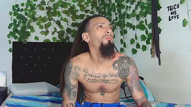 Snapshot of caribbeanlover1 chatting on September 28, 9:13 pm caribbeanlover1 online show from September 28, 9:13 pm