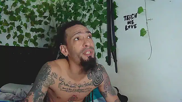 Snapshot of caribbeanlover1 chatting on October 8, 11:47 am caribbeanlover1 online show from October 8, 11:47 am