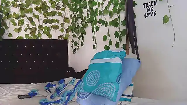 Snapshot of caribbeanlover1 chatting on September 24, 1:42 pm caribbeanlover1 online show from September 24, 1:42 pm
