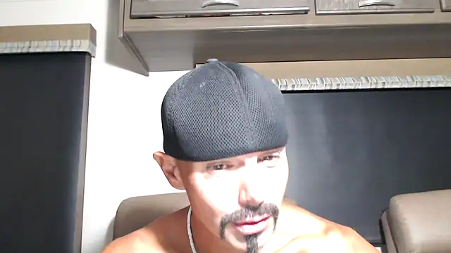 ThickD2C online show from April 15, 7:58 pm