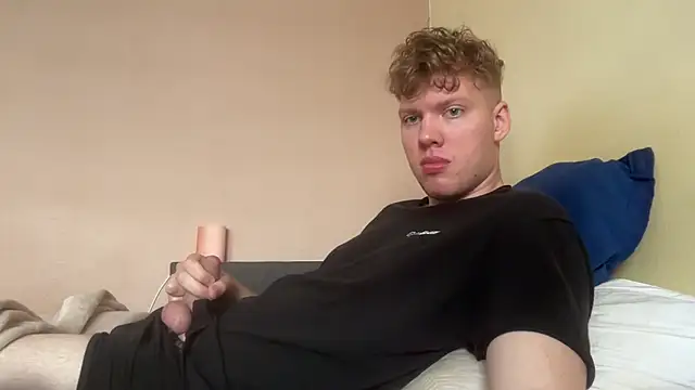 sexybooii6968 online show from July 6, 10:23 am