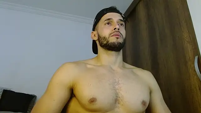 Noah jhonsonn online show from April 24, 3:14 pm