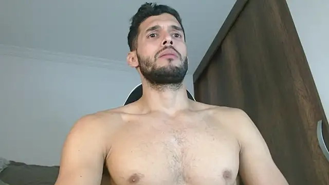Snapshot of Noah_jhonsonn chatting on January 15, 5:15 pm Noah jhonsonn online show from January 15, 5:15 pm