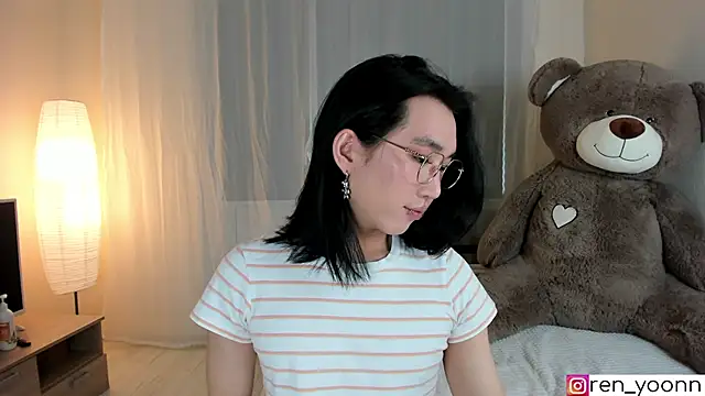 Ren yoon online show from March 12, 8:00 am