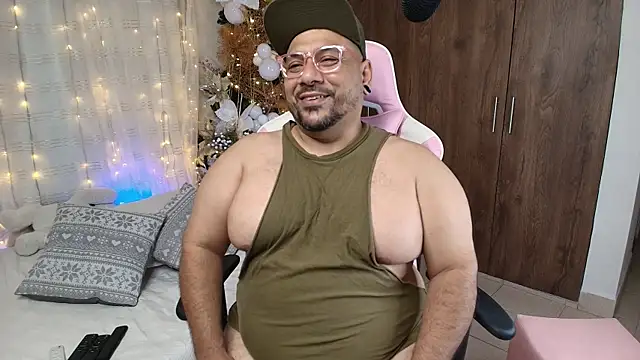 Snapshot of jacoob_woods chatting on December 6, 4:25 am jacoob woods online show from December 6, 4:25 am