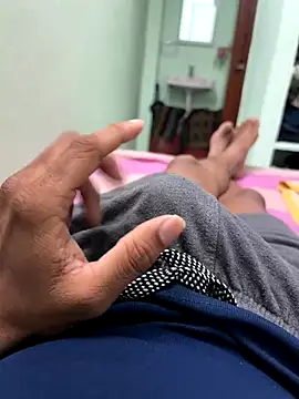 lovelyfvcker online show from September 27, 12:14 pm