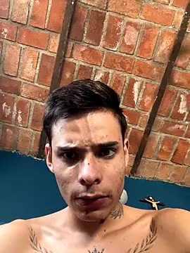 brianor89 online show from December 3, 8:59 pm