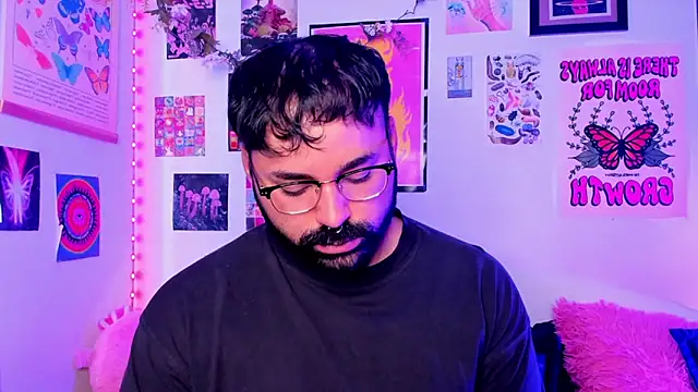 johnnyalx online show from April 11, 8:01 pm