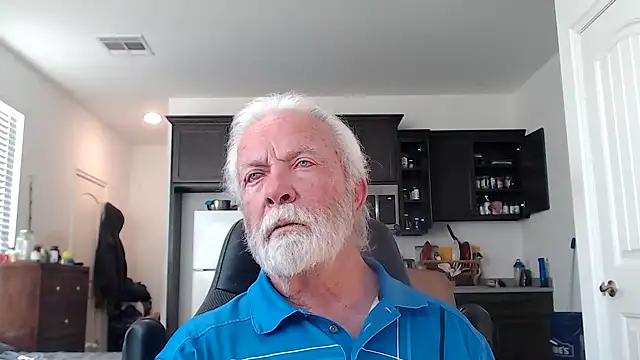 Snapshot of rockpoint69 chatting on December 10, 10:16 pm rockpoint69 online show from December 10, 10:16 pm