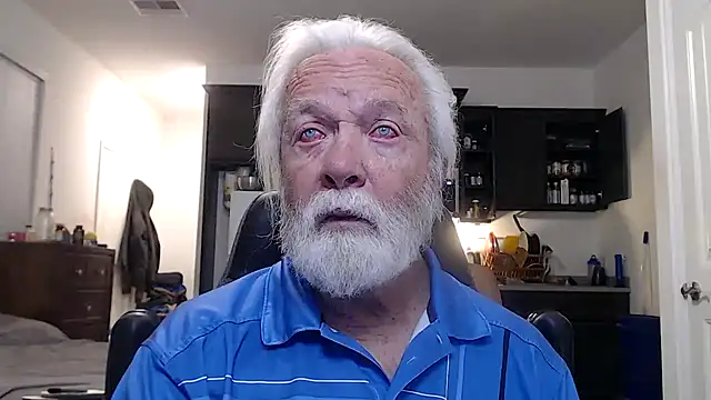 Snapshot of rockpoint69 chatting on January 12, 9:40 am rockpoint69 online show from January 12, 9:40 am