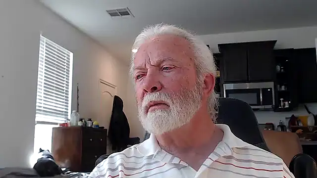 Snapshot of rockpoint69 chatting on December 12, 9:26 pm rockpoint69 online show from December 12, 9:26 pm